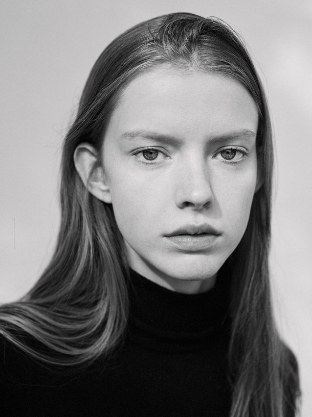 Black and white photograph of model Charlotte Walker from Elite model management